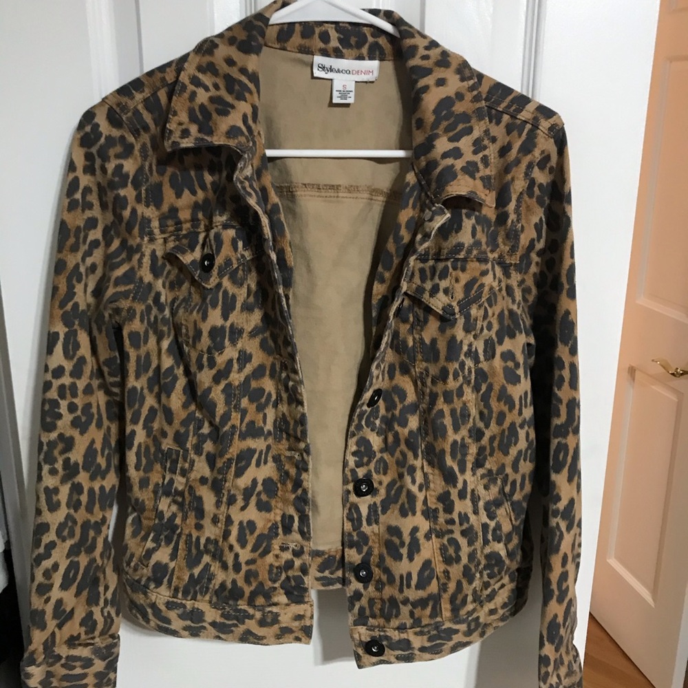Style and co leopard print denim jacket